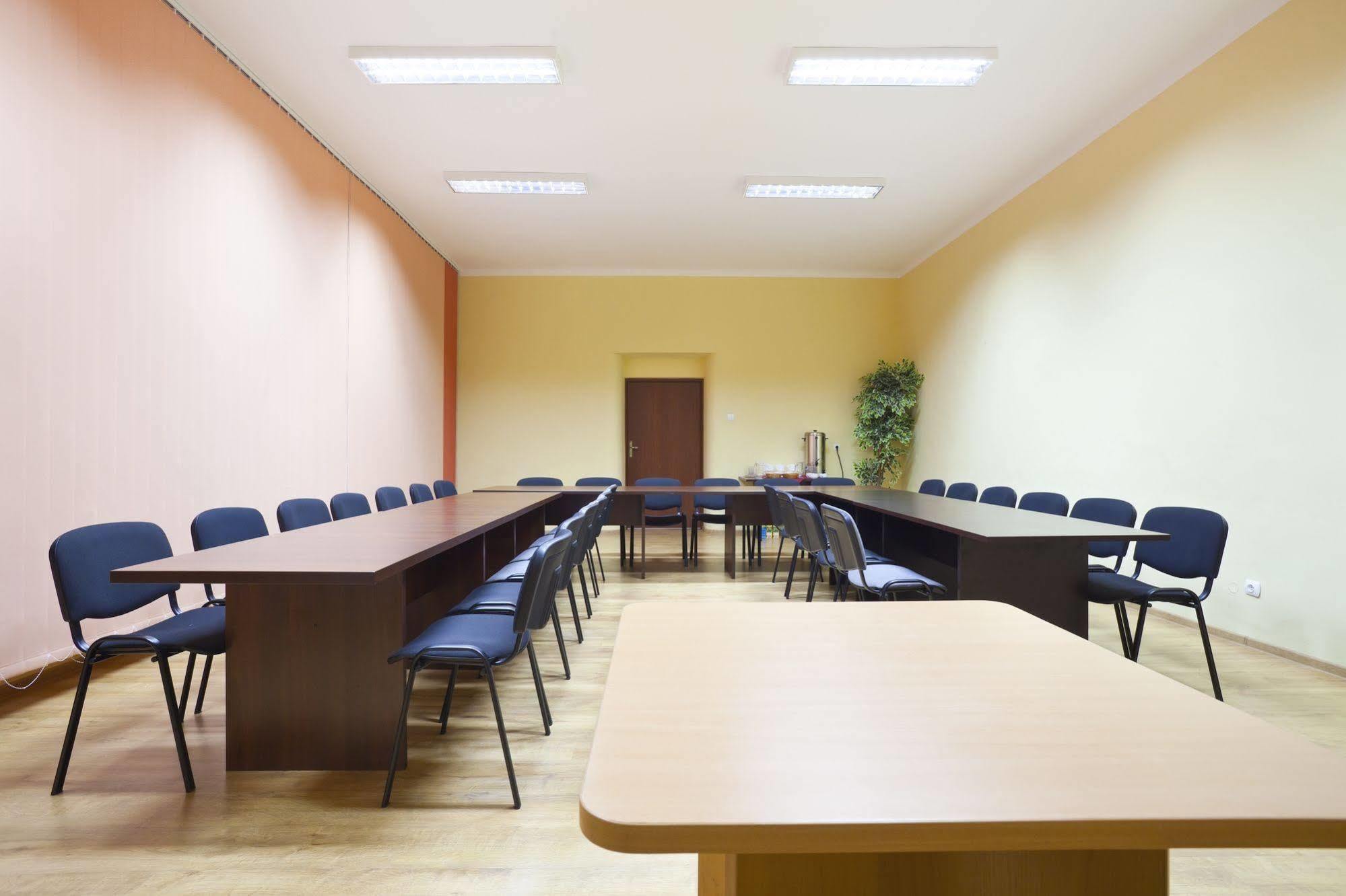 Best Western Plus Hotel Rzeszow City Center Εξωτερικό φωτογραφία